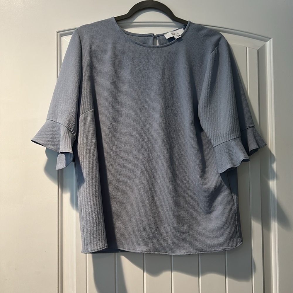 CeCe Ruffle Sleeve Blouse - Picture 2 of 7